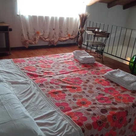 度假居 Rustic House Giardini di Gioiosa